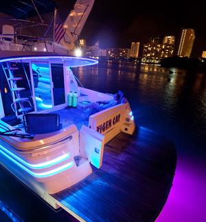 type of boat rental in Miami, 