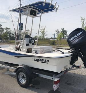 type of boat rental in Jacksonville, NC