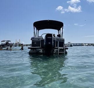 type of boat rental in Destin, FL