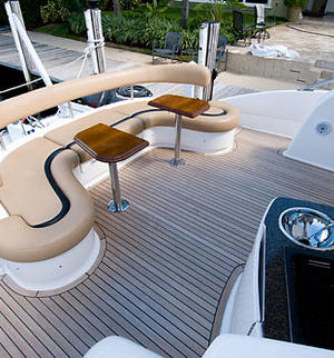 make model boat rental in Hallandale Beach, Florida