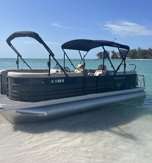 type of boat rental in Siesta Key, FL