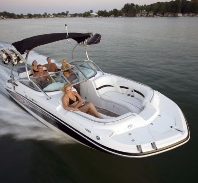 rent a boat in Fort Lauderdale