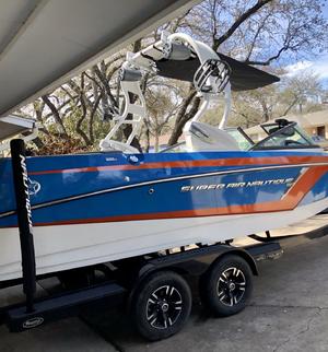 length make model boat for rent Austin