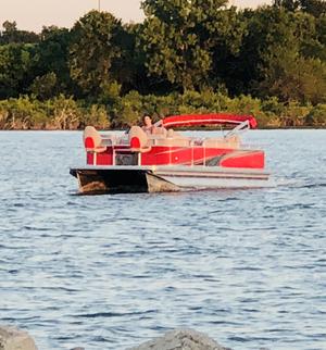 year make model boat rental in Lake Dallas