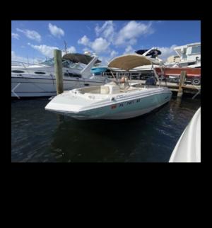type of boat rental in Lake Worth, FL