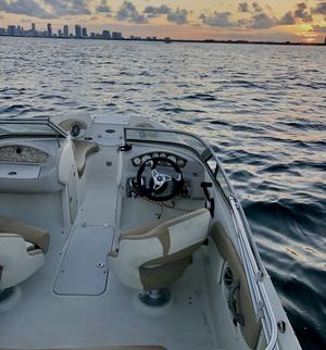 type of boat rental in Bay Harbor Islands, FL