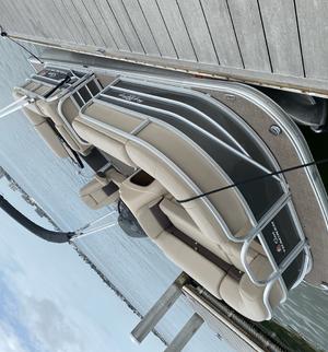make model boat rental in Belleair Bluffs, FL