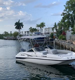 length make model boat for rent North Miami Beach