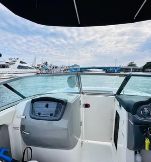 type of boat rental in Dania Beach, FL