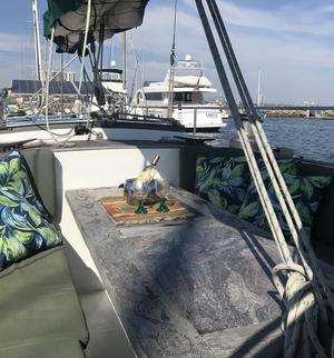 year make model boat rental in Long Beach