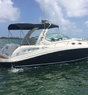 year make model boat rental in Paradise Cay