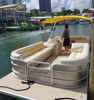 length make model boat for rent Sunny Isles Beach