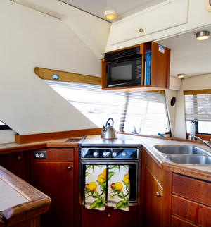 year make model boat rental in Alameda