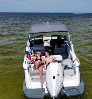 make model boat rental in Tampa, FL
