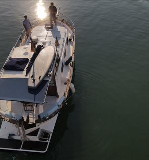 length make model boat for rent Porto Cristo