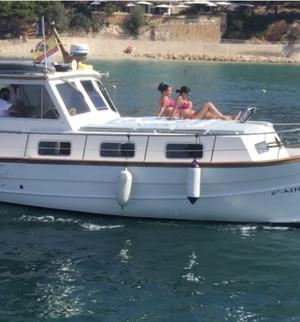 length make model boat rental Porto Cristo, IB