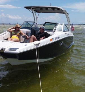 length make model boat for rent Tampa